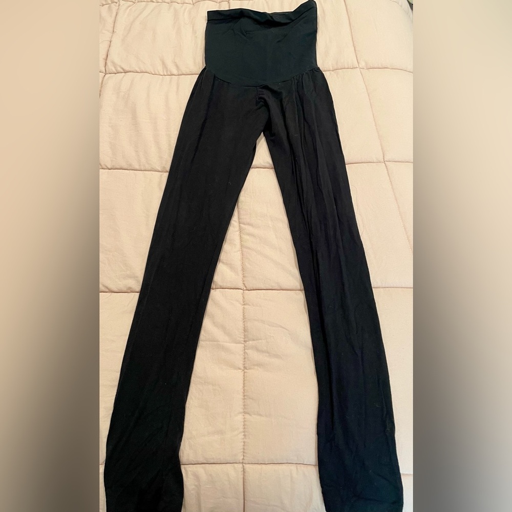 Loose soft maternity leggings- a pea in the pod
